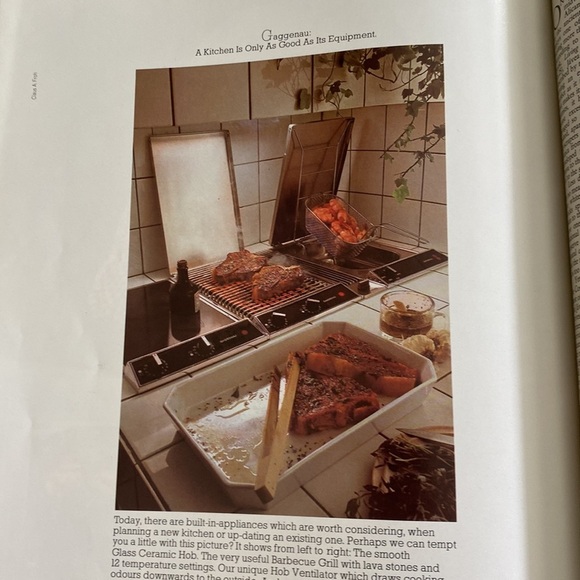 COUNTRY LIFE MAGAZINE October 23, 1980 - Picture 11 of 13